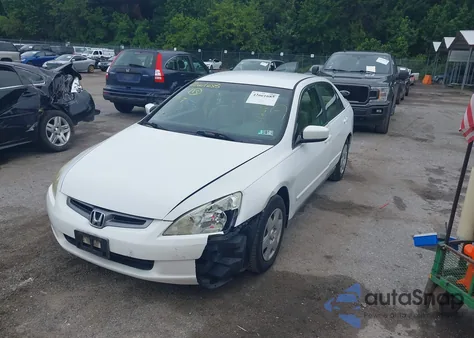 2005 Honda Accord 2.4 Lx z USA, uszkodzony, nr VIN 1HGCM56455A170950